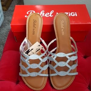 NWT - Rebel by Zigi Flats - Size 10